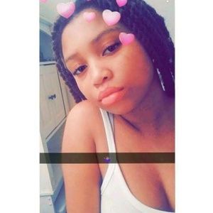 Meet your Posher, Otisha